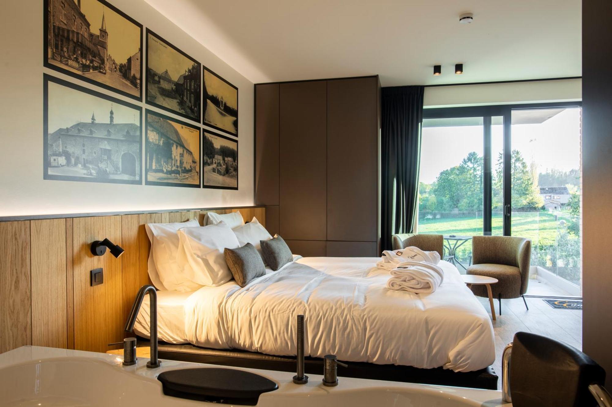 Cc Nomie Hotel Restaurant Dinant Luaran gambar