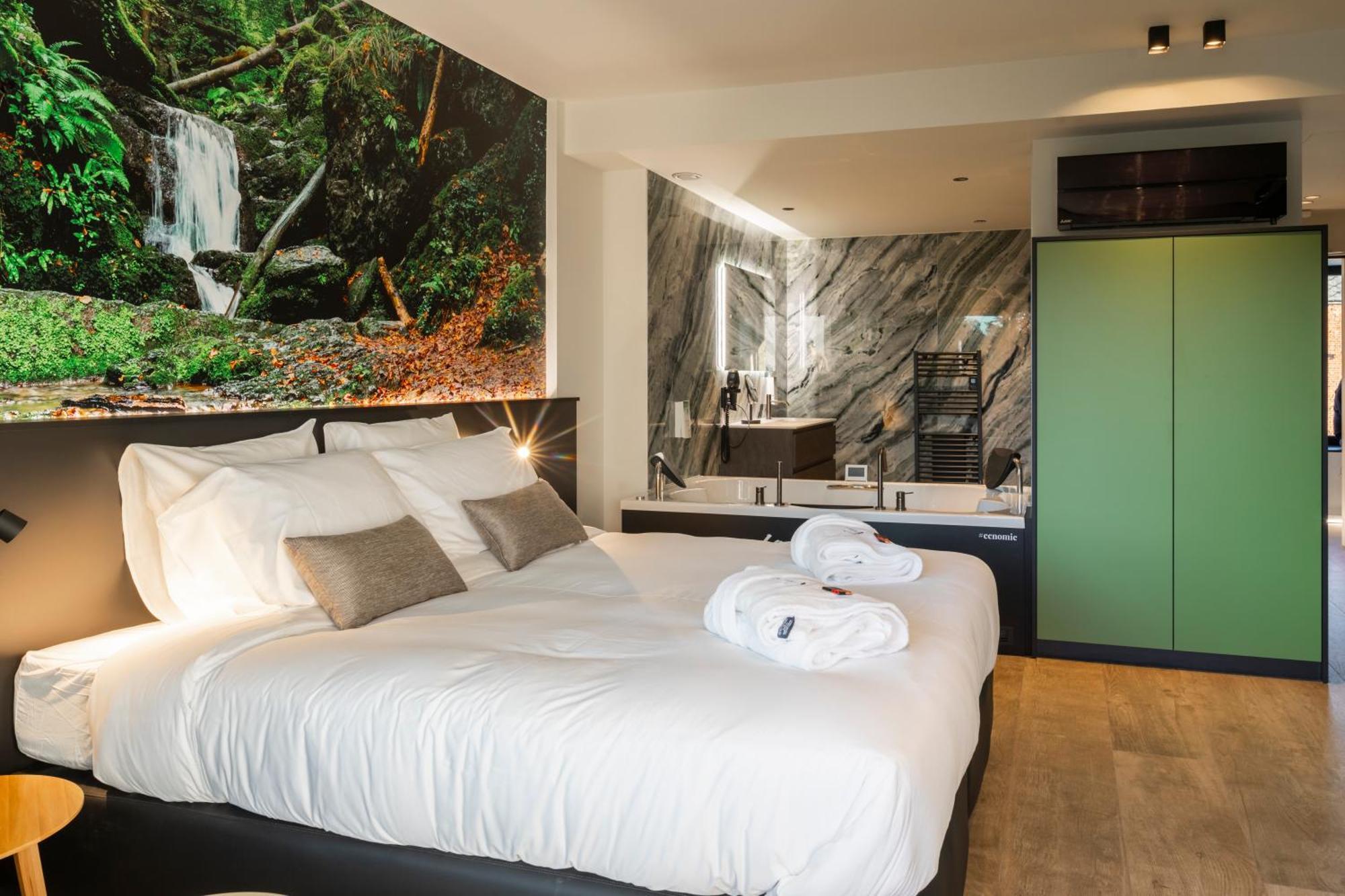 Cc Nomie Hotel Restaurant Dinant Luaran gambar